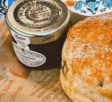Traditional Cream Scone
