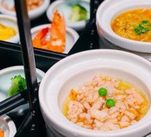 Crab Roe Noodles