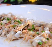 Steamed Clams with Garlic