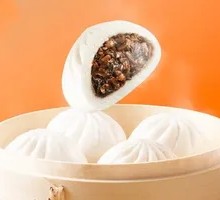 Fermented Mustard Greens and Pork Bun