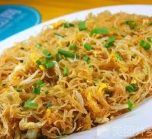 Stir-Fried Rice Noodles