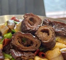 Braised Pork Intestines with Sauce