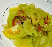 Salted Pork with Green Tomato Stir-fry