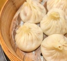 Green Juice Pork Steamed Bun