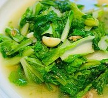 Fried Pork Crumbs with Bok Choy