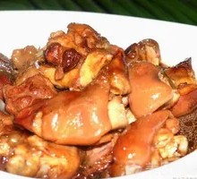 Braised Pig's Feet