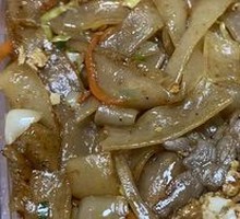 Hong Kong-style Dry-Fried Beef Chow Mein