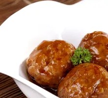 Braised Lion's Head Meatball Soup with Ten Vegetables and Rice