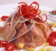 Smoked Salmon Avocado Salad