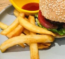 Grilled Steak Burger with Fries