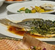 Steamed Yellow Croaker with Pickled Mustard Greens
