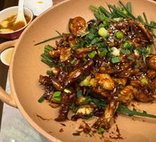 Dry Pot Scallion Grilled Rice Field Frog