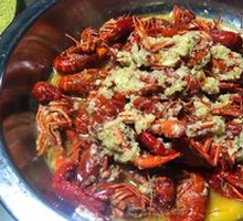 Garlic-Style Crawfish