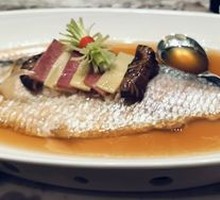 Braised Mandarin Fish with Wine