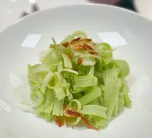 Cherry Shrimp with Abalone and Celery