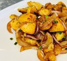 Onion and Potato Stir-fry