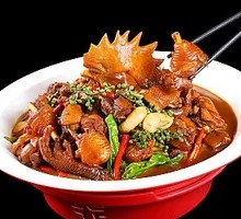 Braised Old Rooster in Red Sauce