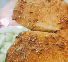 Steamed bun slices