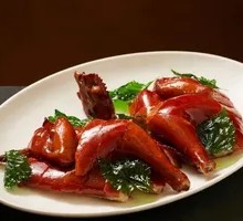 Rose Soy Sauce Chicken