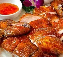 Crispy Skin Roast Qingyuan Chicken