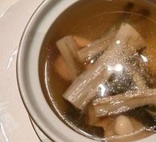 Dried Cabbage and Pig Lung Soup