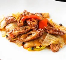 Sour Cabbage Stir-fried Intestine Heads