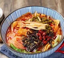 Three Delicacies Snail Noodles