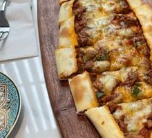 Turkish Beef Pizza
