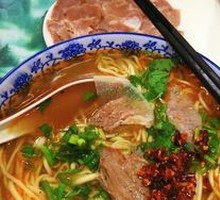 土豆烧牛肉盖面