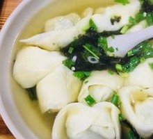 Mixed Shepherd's Purse and Pork Dumplings