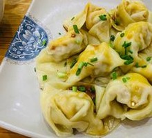 Mixed Fresh Shrimp and Pork Dumplings