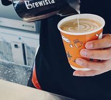 Ginger-Infused Oat Milk Latte