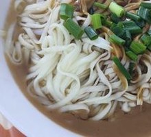 Peanut Sauce Noodles