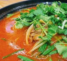 Tomato Beef Shank Rice Noodles