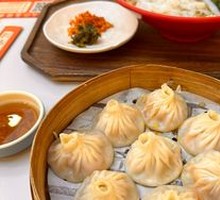 Crab Roe Steamed Bun