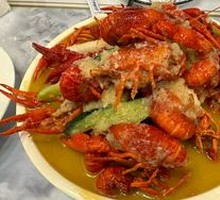 Golden Soup Garlic Lobster