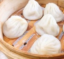 Steamed Pork Buns (6 pieces)