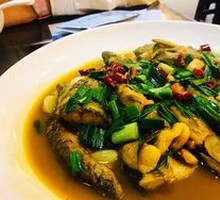 Earthen Pot Mixed Fish