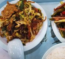 Cabbage and Vermicelli Stir-fried with Eggs