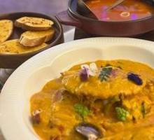 Rich Ancient-style Curry Crab