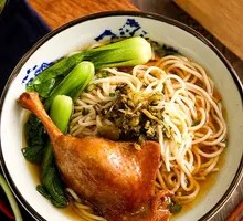Spicy Duck Leg Noodles