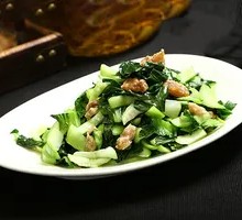 Stir-fried Bok Choy with Pork Rind Crumbs