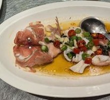 Steamed Eastern Star Grouper with Fresh Sichuan Peppercorns