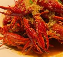 Classic Garlic Lobster