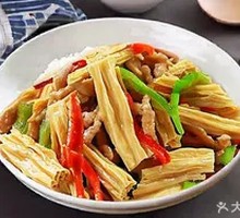 Fried Tofu Skin with Shredded Pork Rice Bowl
