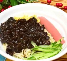 Korean Fried Noodles with Sauce