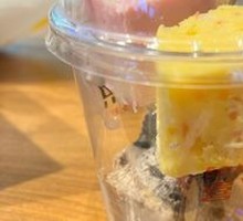 Rich Oreo Stirred Yogurt
