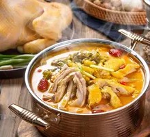 Old Jar Sichuan Pickle Pork Belly Chicken Stew
