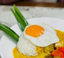 Yellow Curry Beef Rice