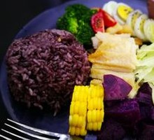 Pan-Seared Cod Salad